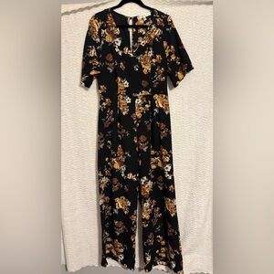 ROW•A Elegant Floral Black Jumpsuit. Size XL. Beautiful 😍